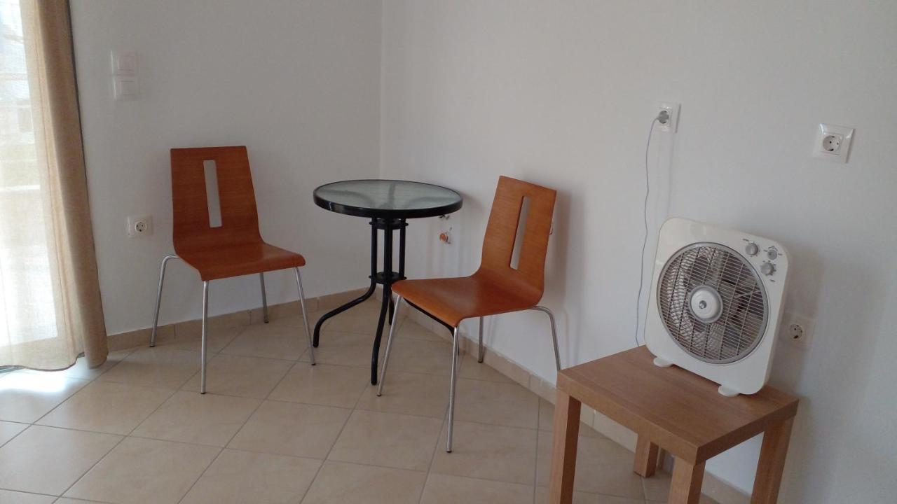 Tasos Rooms 히마레 외부 사진
