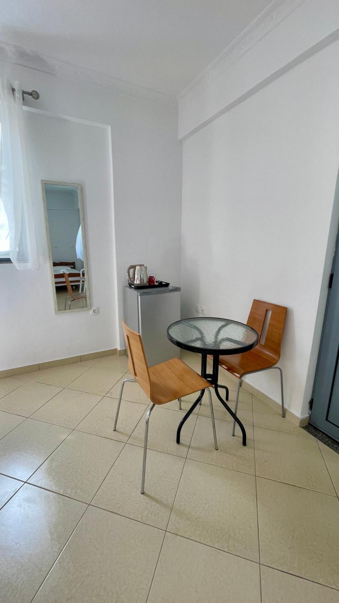 Tasos Rooms 히마레 외부 사진