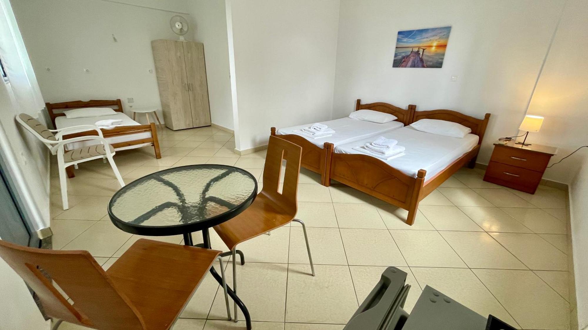 Tasos Rooms 히마레 외부 사진